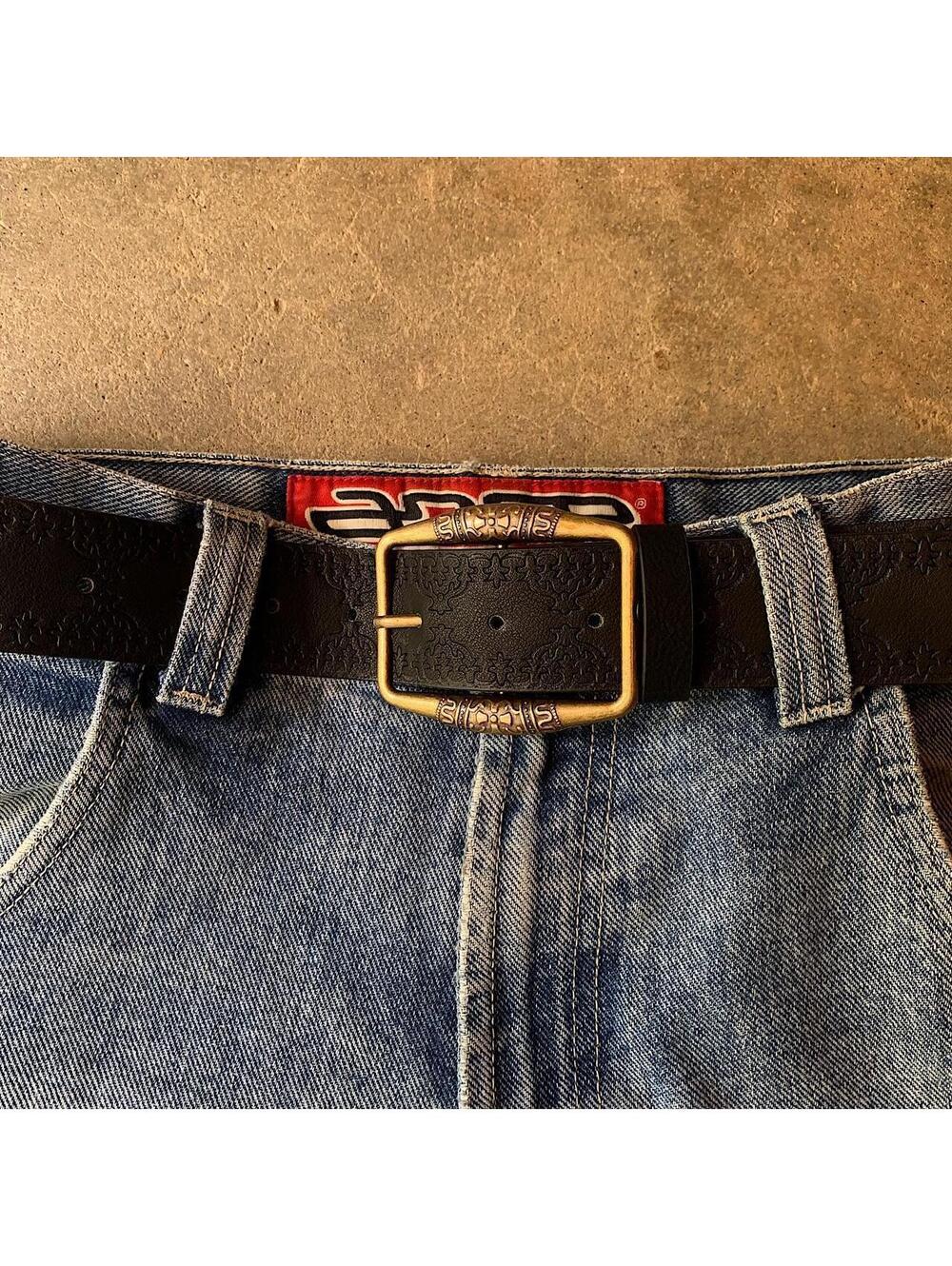 American Western Cowboy Cowgirl vintage style black belt. Gold belt buckle. 40 - Picture 3 of 8